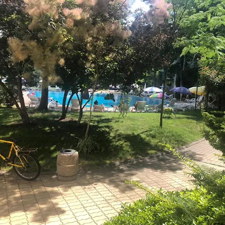 Yassen 2 Near Sea With Poolview 아파트 써니비치